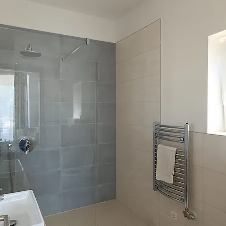 Ujhely Apartmanhaz 公寓 希欧福克