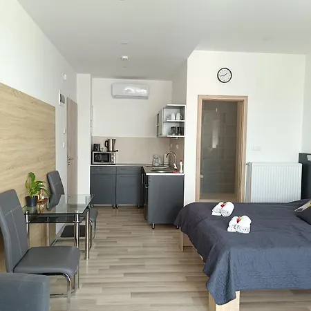 Апартаменты Ujhely Apartmanhaz Шиофок