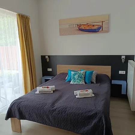 Апартаменты Ujhely Apartmanhaz