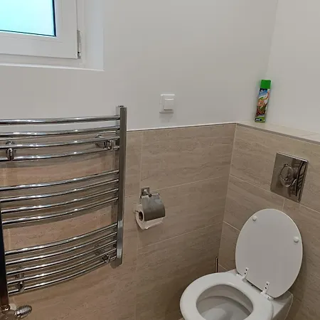 Ujhely Apartmanhaz 公寓 希欧福克