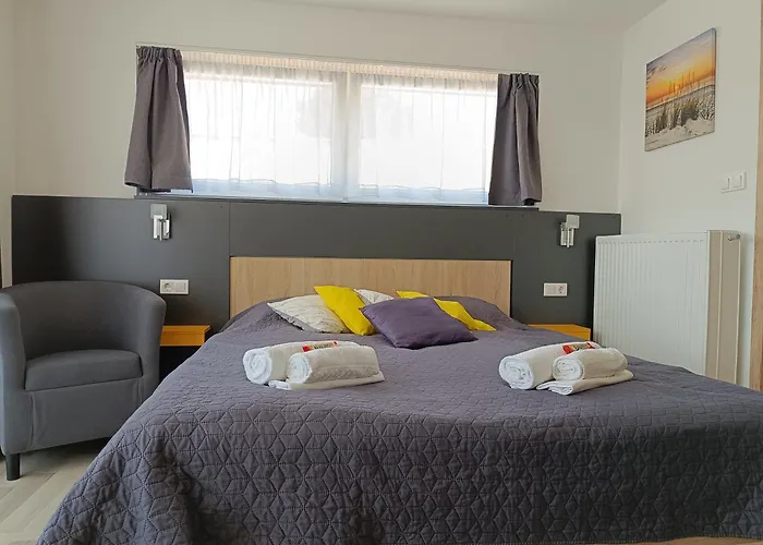 újhely Apartman